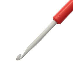 46206 Крючок вязальный с пластиковой ручкой 4,50мм*14см, алюм. PONY