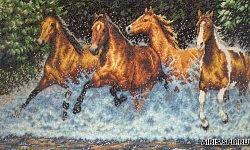 35214-DMS Набор для вышивания Dimensions 'Бегущие лошади', 46х25 см