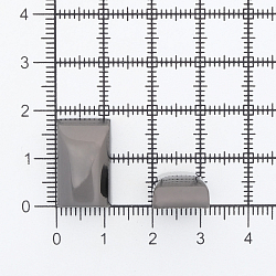 N12 (0724) Наконечник на молнию 11,5*18,5*6мм