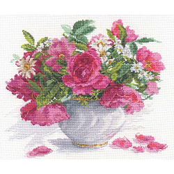 2-25 Набор для вышивания АЛИСА 'Цветущий сад: Розы и ромашки' 26*30см