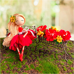 FB606705 Набор для творчества Куколка на качелях 'Леди в красном'