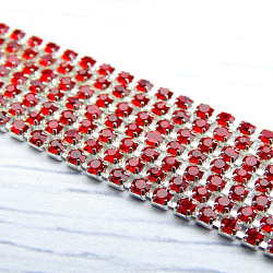ЦС007СЦ2 Стразовые цепочки (серебро), цвет: красный, размер 2 мм, 30 см/упак.